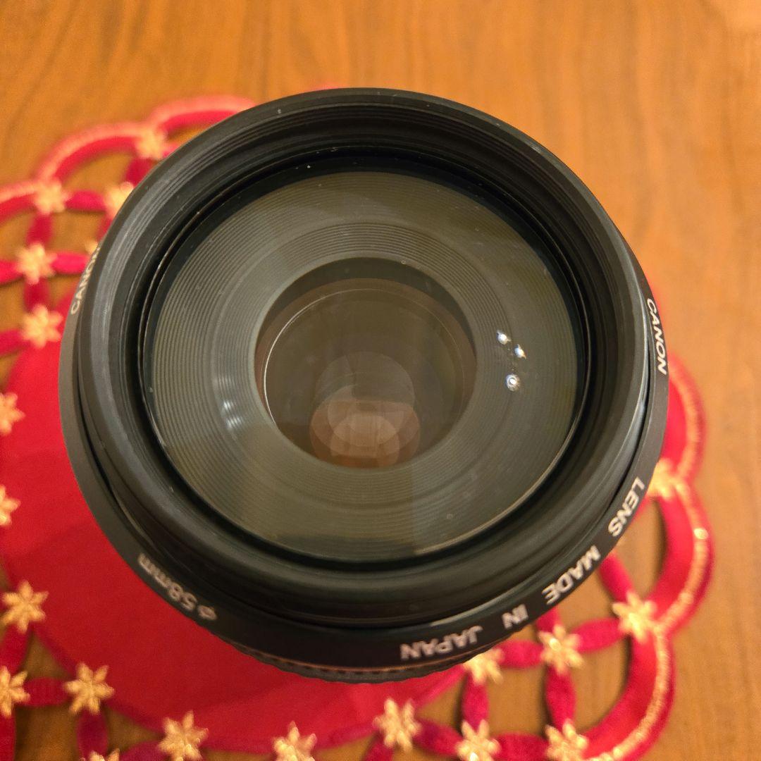 Canon EF 75-300mm f/4-5.6 II ズームレンズ