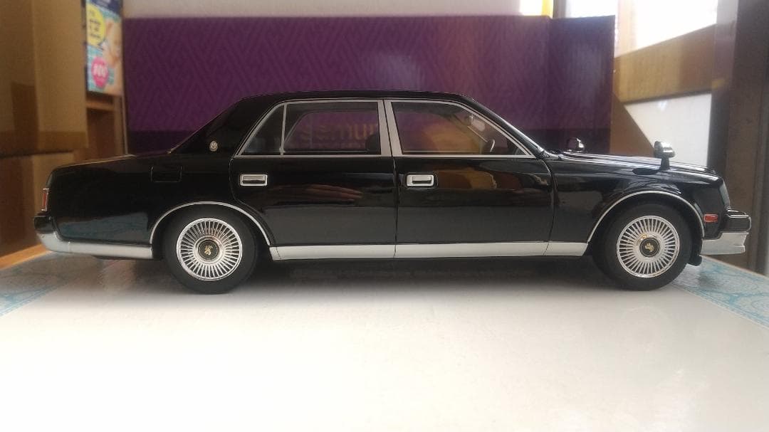 1/18 トヨタ センチュリー KSR18002BK ブラック／新品