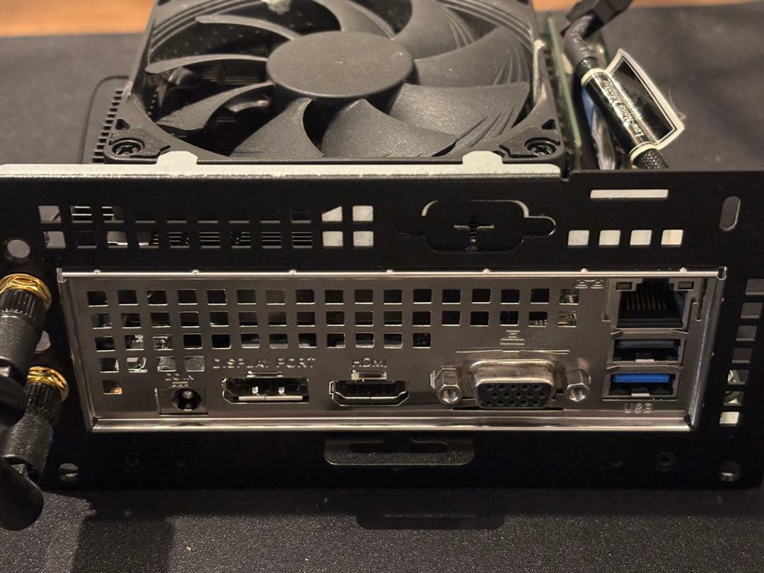 超小型/静音DeskMini A300 Ryzen5 3400G 16GB 2T