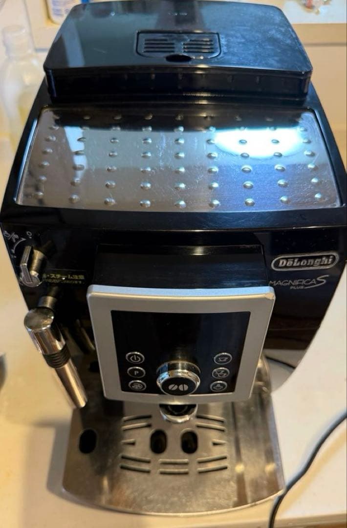 デロンギ マグニフィカSプラス ECAM23210B現状品通電可能