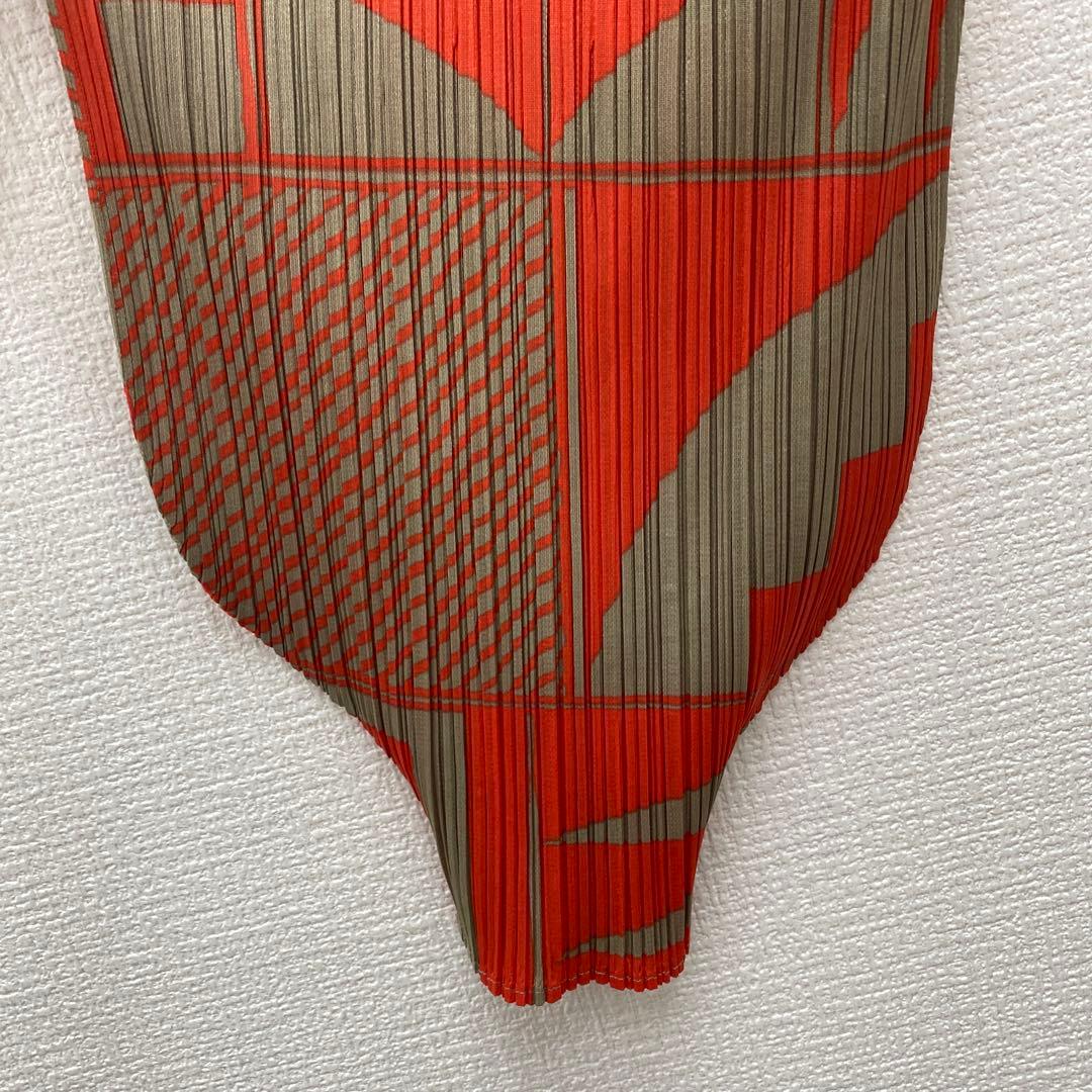 プリーツプリーズ パンツ　サイズ3