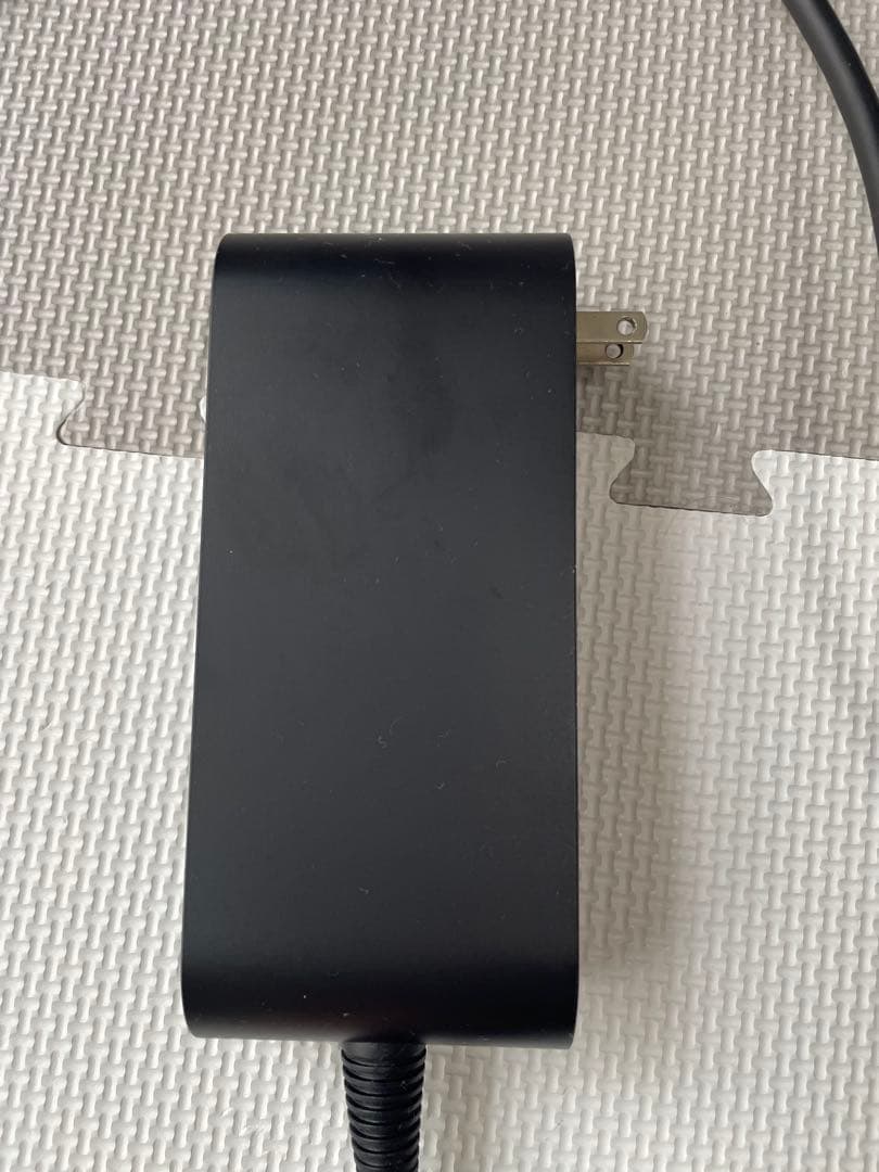 ダイソン　ヘアストレイトナー　ドライヤー