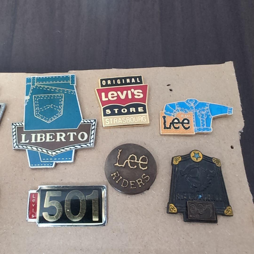 ヴィンテージバッジセット Levi's Lee Wranglerラングラーピンズ