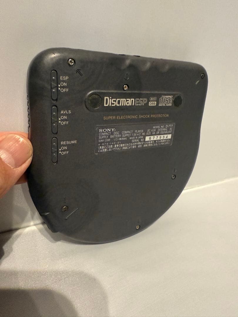 SONY D-777 ポータブルCDプレーヤー ジャンク品 A
