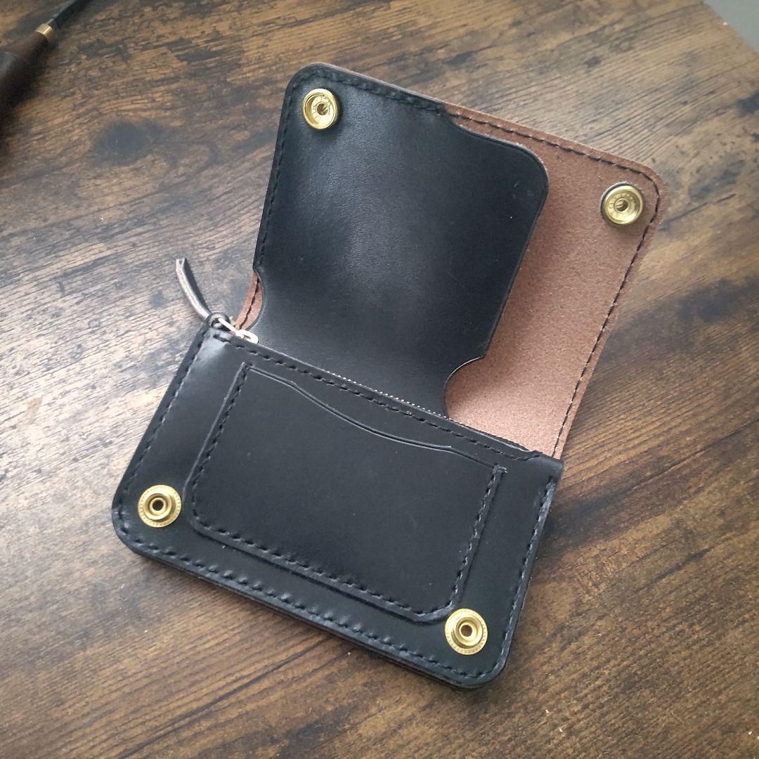 【100%昭南皮革ベンズ使用】お札を折らず収納できるミドルトラッカーウォレット