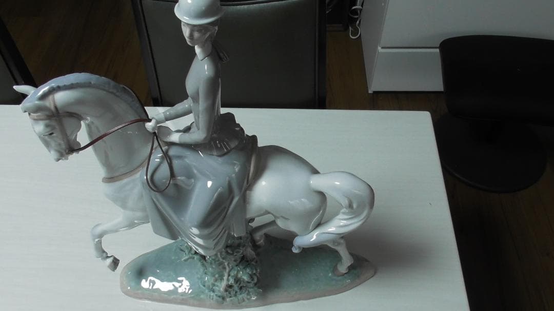 LLADRO　リヤドロ　【白い馬の少女】11　45ｃｍ　リアドロ 　　L476