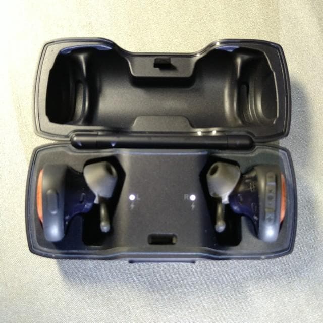 ヘッドホン BOSE SOUNDSPORT FREE BRIGHT ORANGE