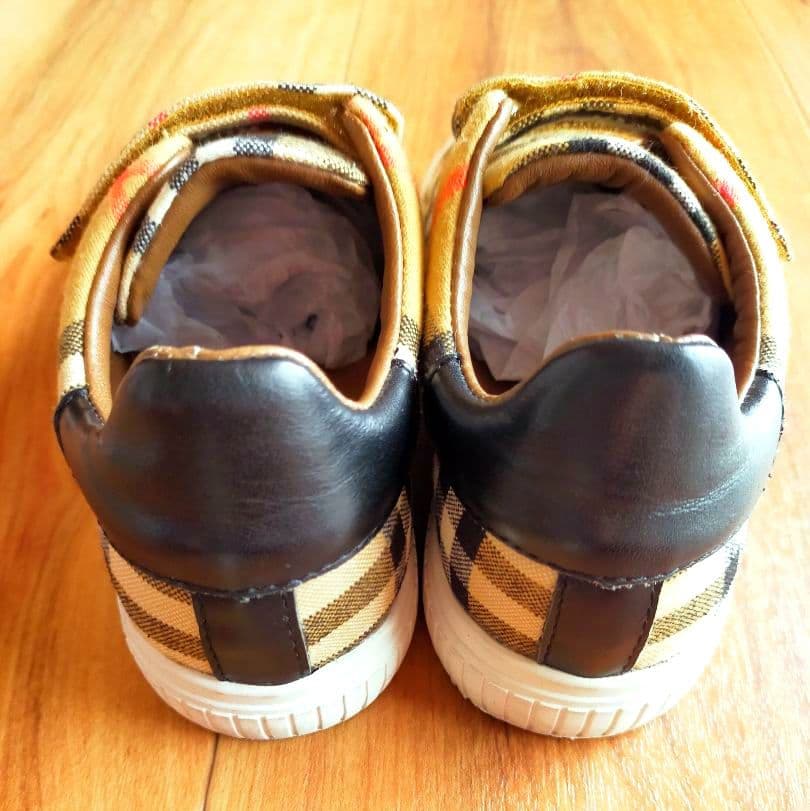 ＊専用＊BURBERRY＊スニーカー