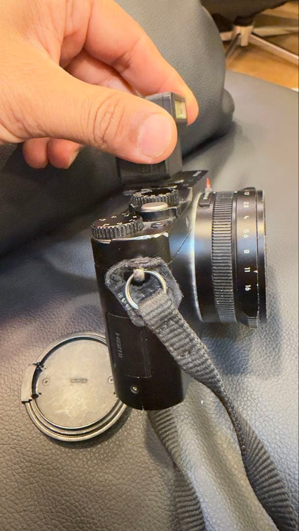 Leica D-Lux (Type 109)コンパクトデジタルカメラ ブラック