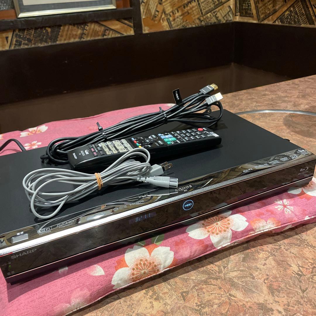 SHARP BD-W1600 12倍録 1TB 純正リモ等付　フル装備 完動品！