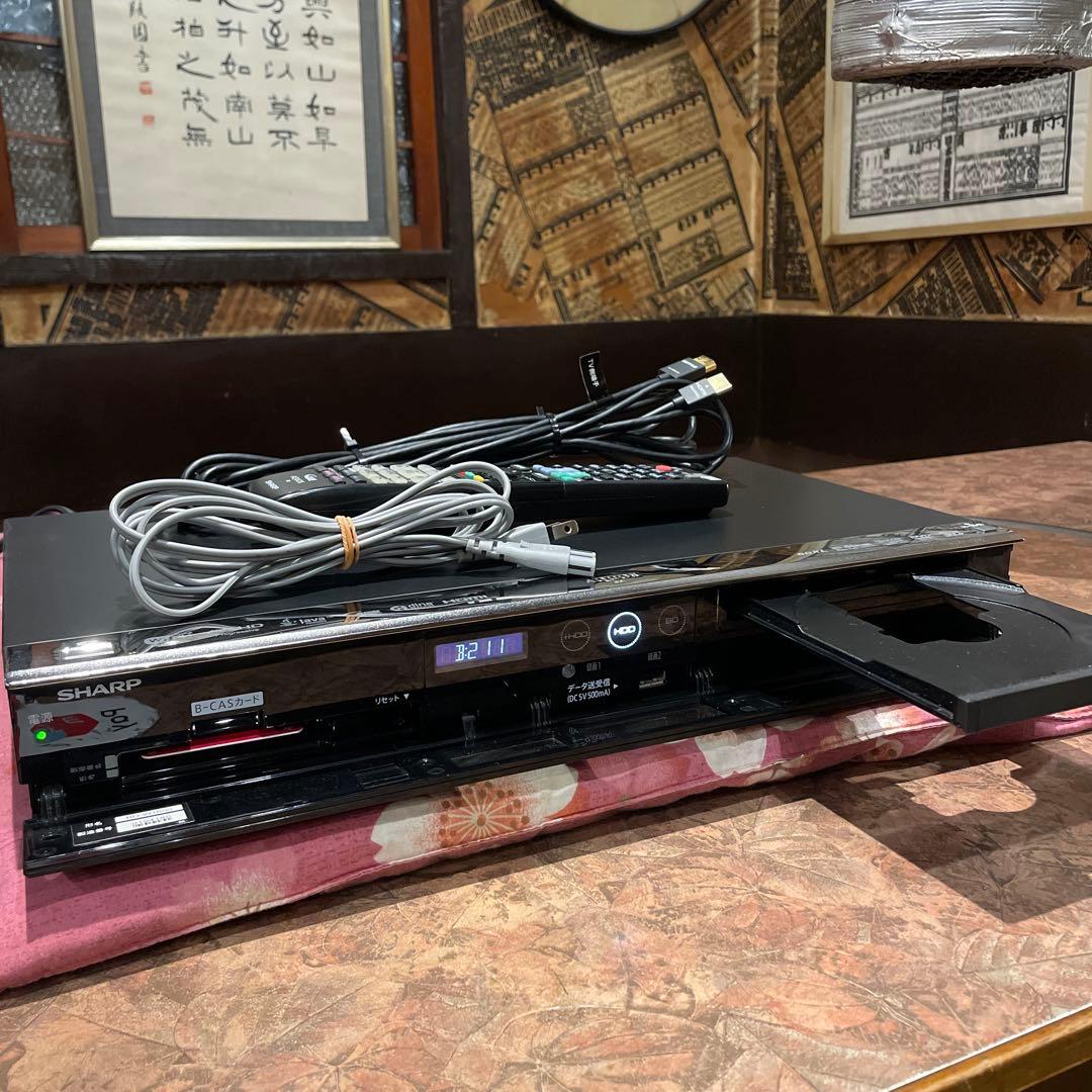 SHARP BD-W1600 12倍録 1TB 純正リモ等付　フル装備 完動品！