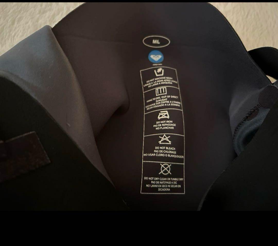 ROXY Synergy フルスーツ ブラック/フラワー