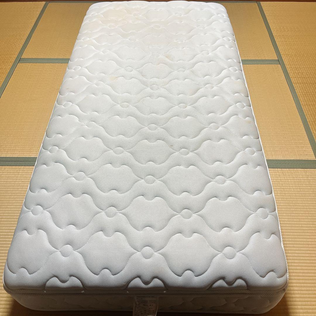 Crastina ポケットコイルマットレス　ベッド