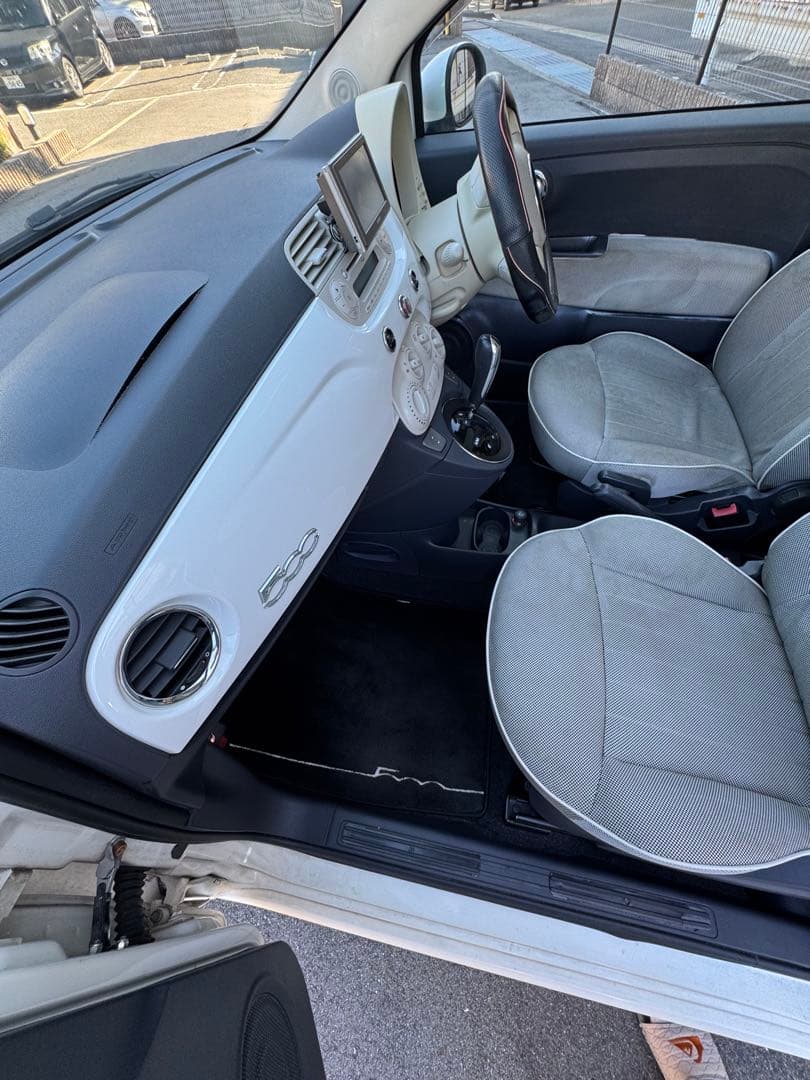 早いもの勝ち★FIAT 500ホワイトガラスルーフ車検R8年9月 乗って帰れます