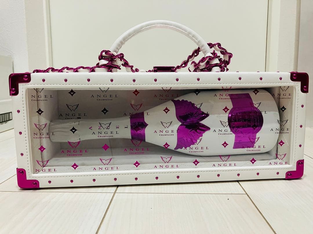 新品　未開封　エンジェル シャンパン バレンタイン限定 2024版