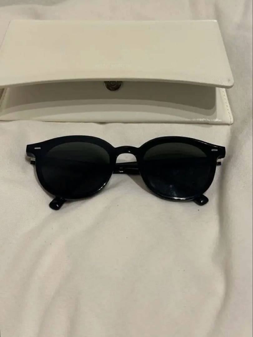 GENTLE MONSTER OBON ブラック サングラス