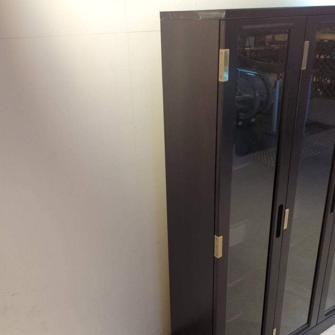 春真っ盛りセール◇美品　IDC大塚家具　書棚/本棚　飾り棚　ガラス　キャビネット