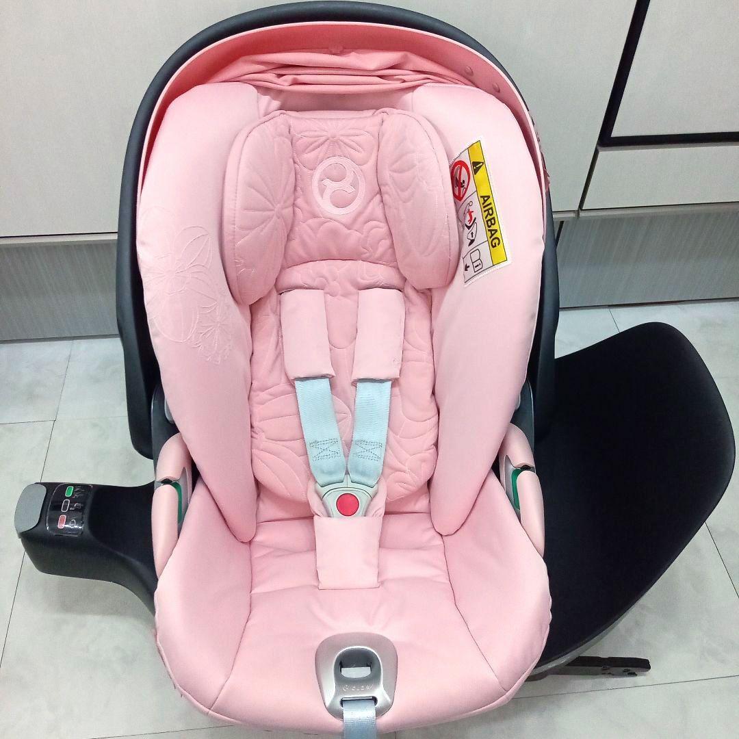 極美品♡【cybex】クラウドZ2(シンプリーフラワーズ) ＆ ベースZ2