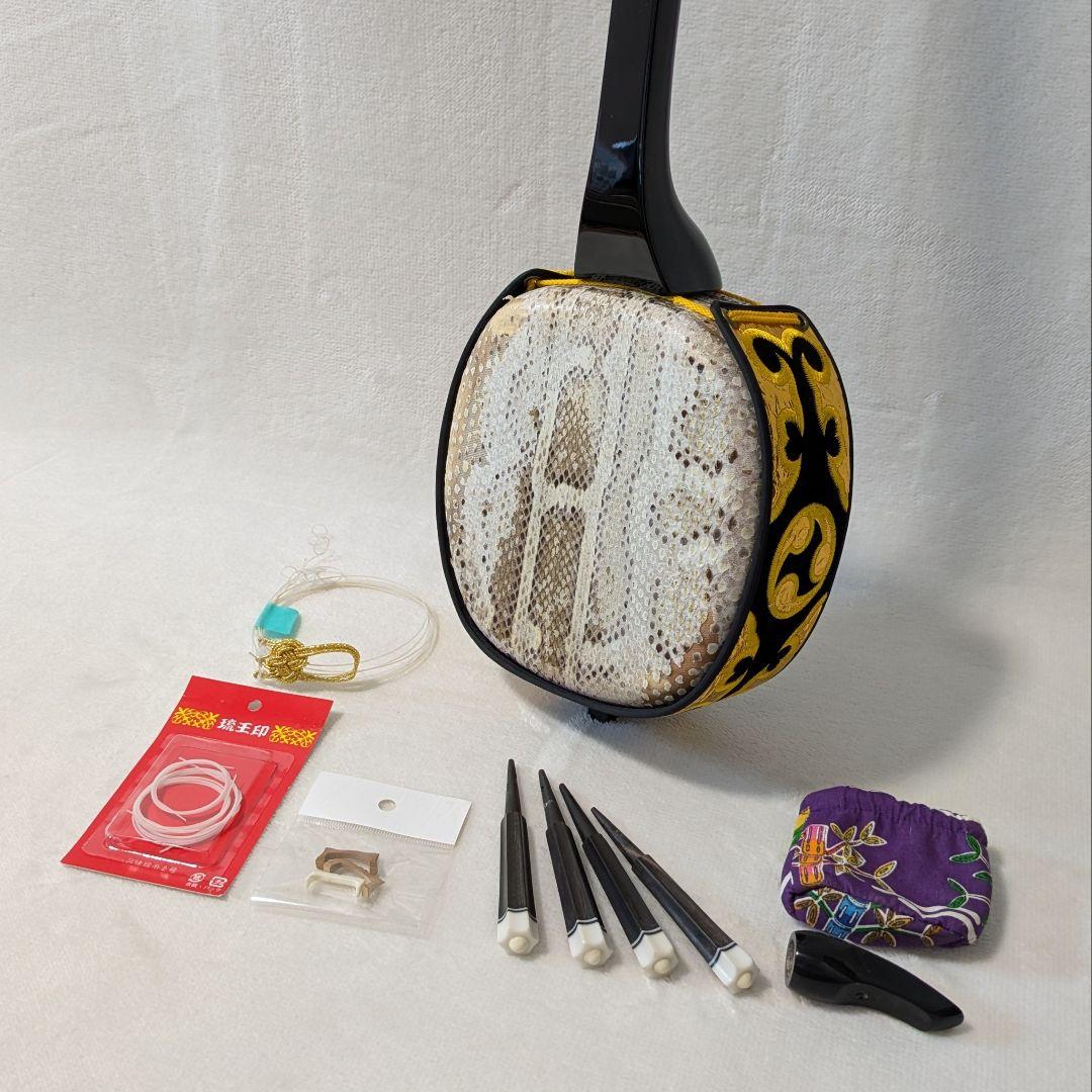 沖縄三線 USED品 新品弦付き