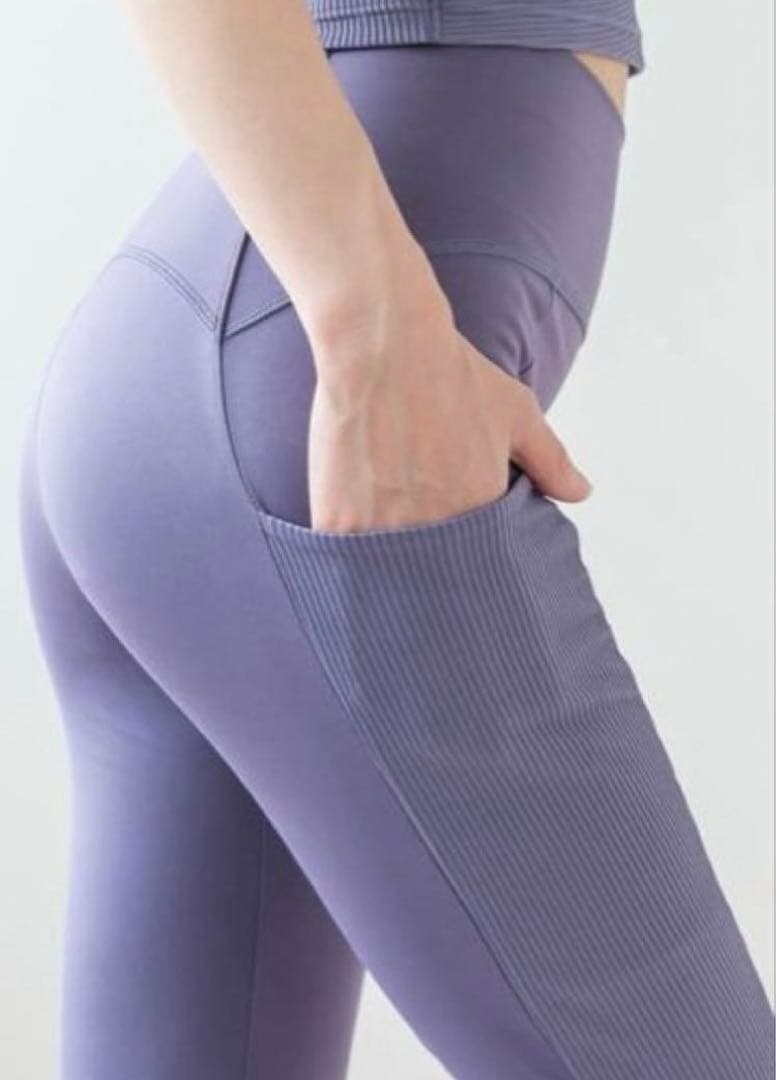 【SUKALA】未使用品ツインクロスショートタンク＆リブカーヴィーレギンス