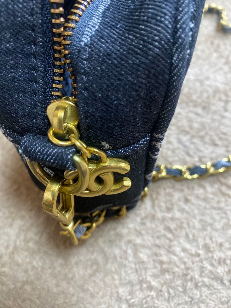 CHANEL デニム ロゴショルダーバッグ　ノベルティ