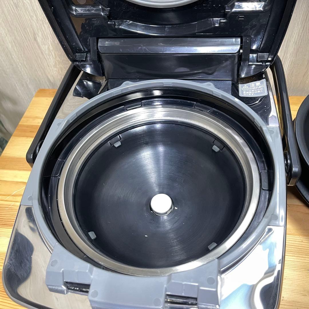 ZOJIRUSHI 圧力IH炊飯ジャー 5.5合NW-AS10 2016年
