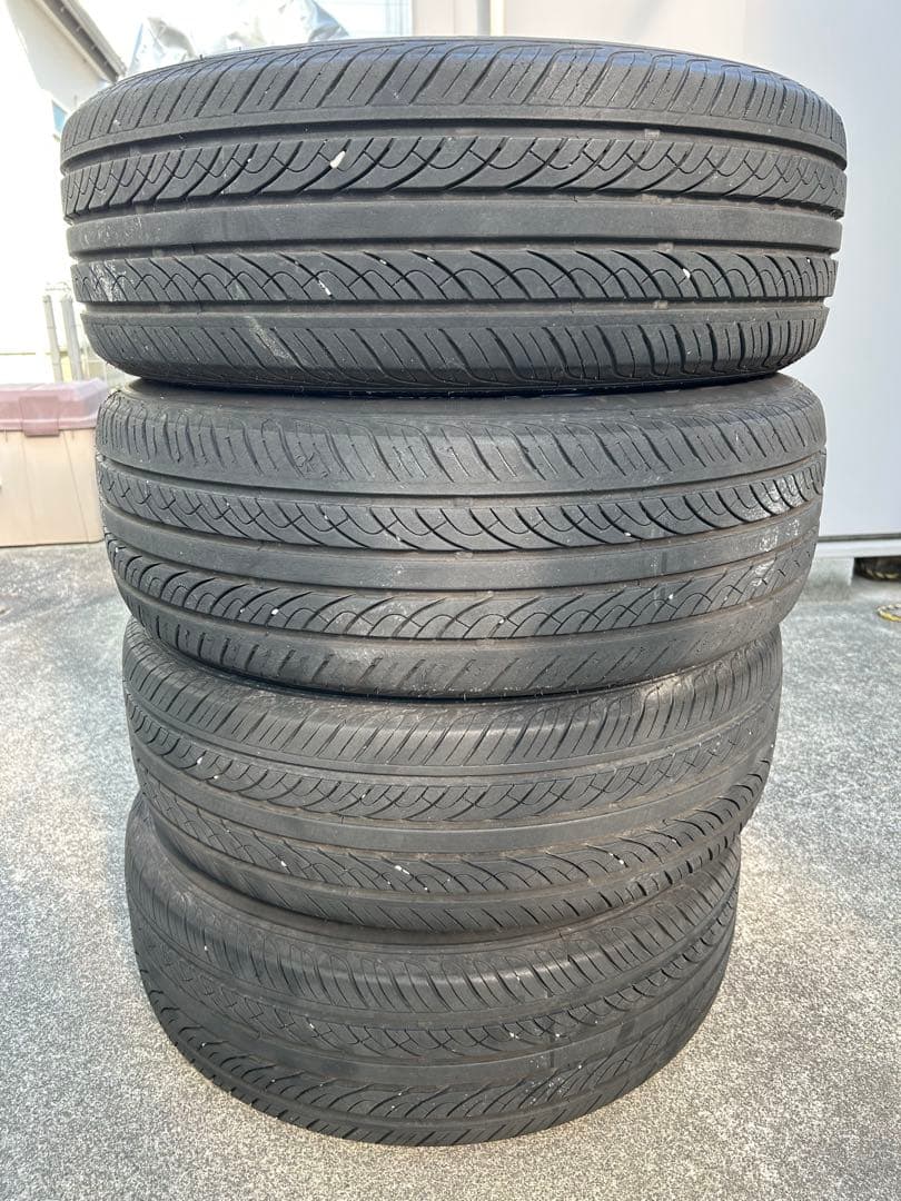 ハイエース　サマータイヤ ホイール　4本セット