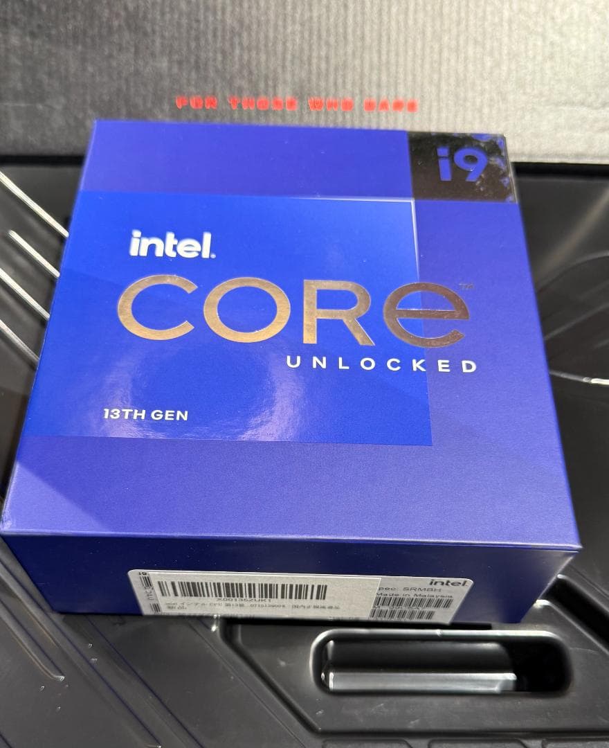 なお　PCパーツ（MB、CPU、メモリ、SSD４TB、電源）