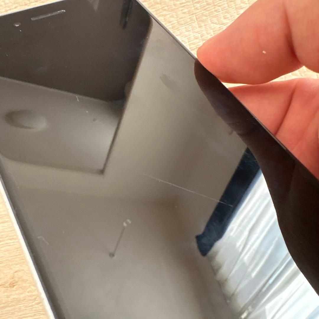 Apple iPhone SE2 本体 64gGB 白