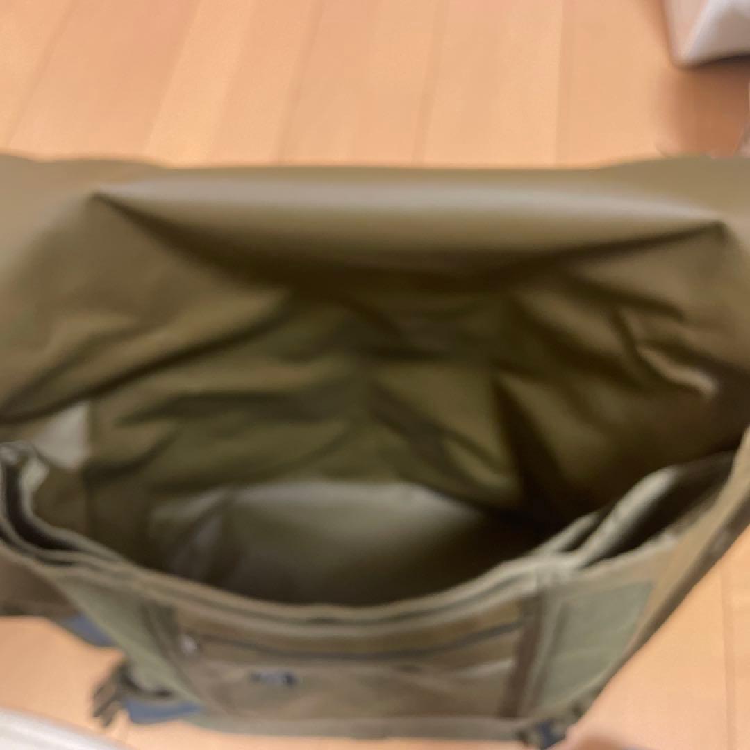 値下げ！Chrome オリーブグリーン メッセンジャーバッグ