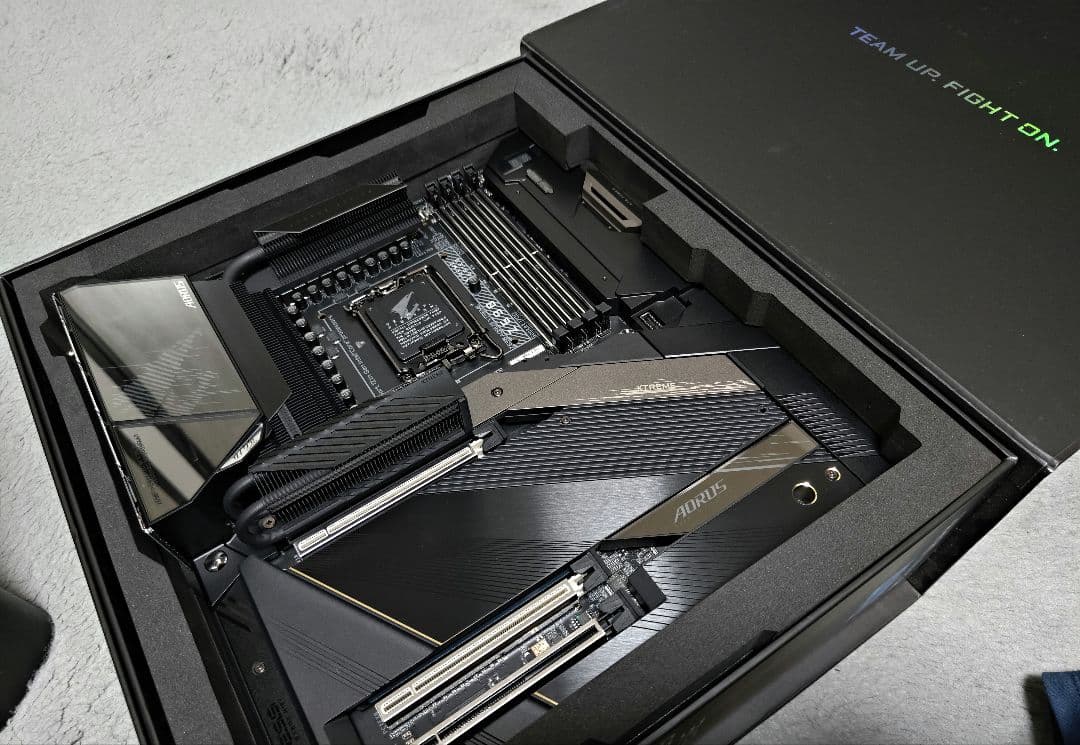 マザーボード GIGABYTE Z690 AORUS XTREME Rev. 1.0