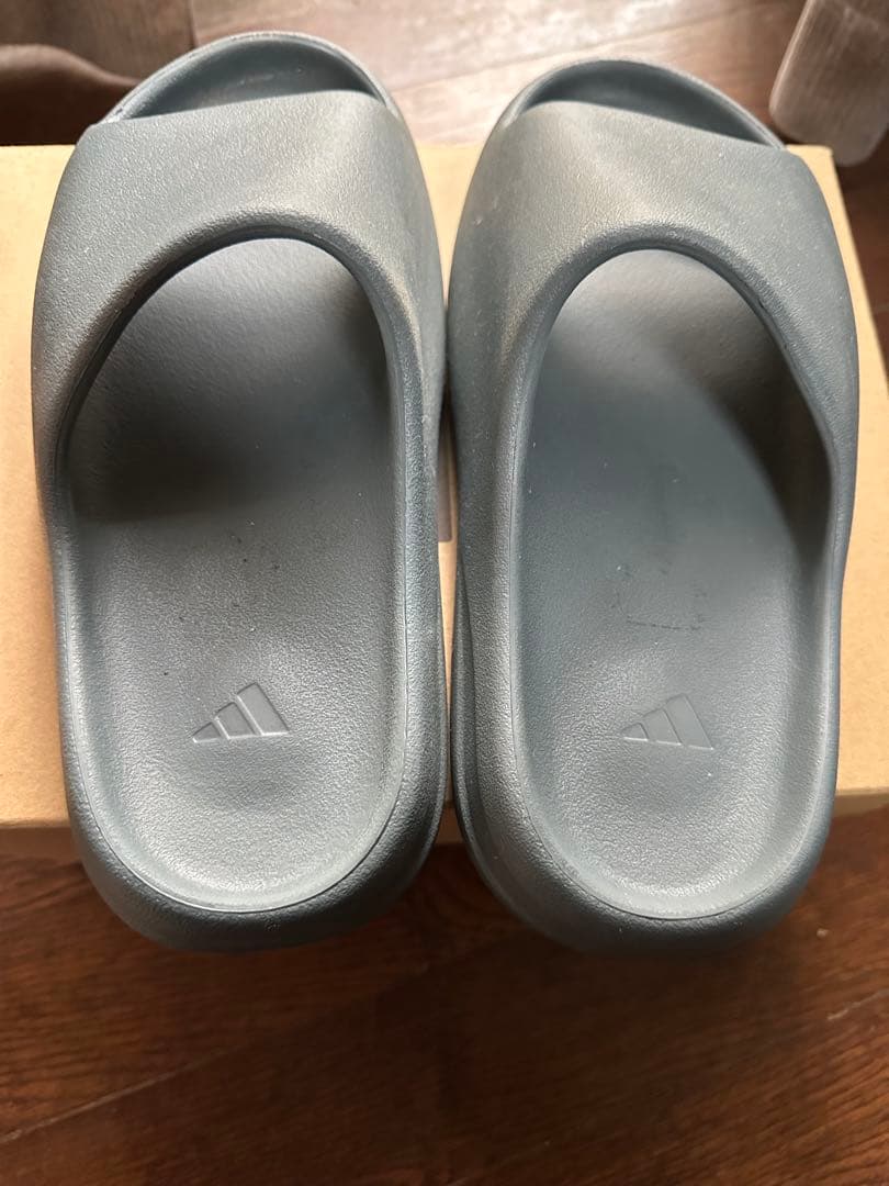 靴 adidas YEEZY Slide \"Slate Marine\"