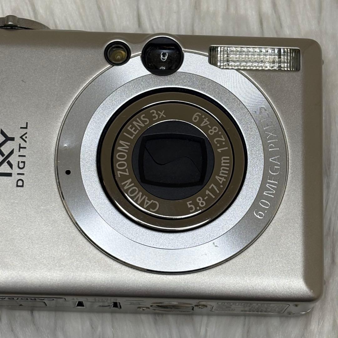 Canon カメラ　IXY 70 PC1193 充電器 コンデジ　動作品