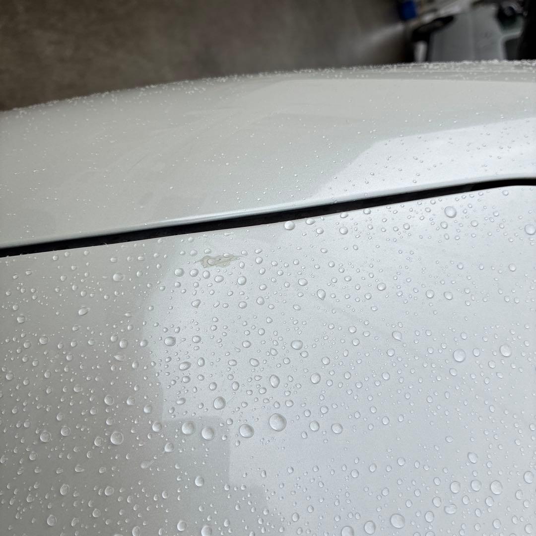 ハイエース純正ボンネット