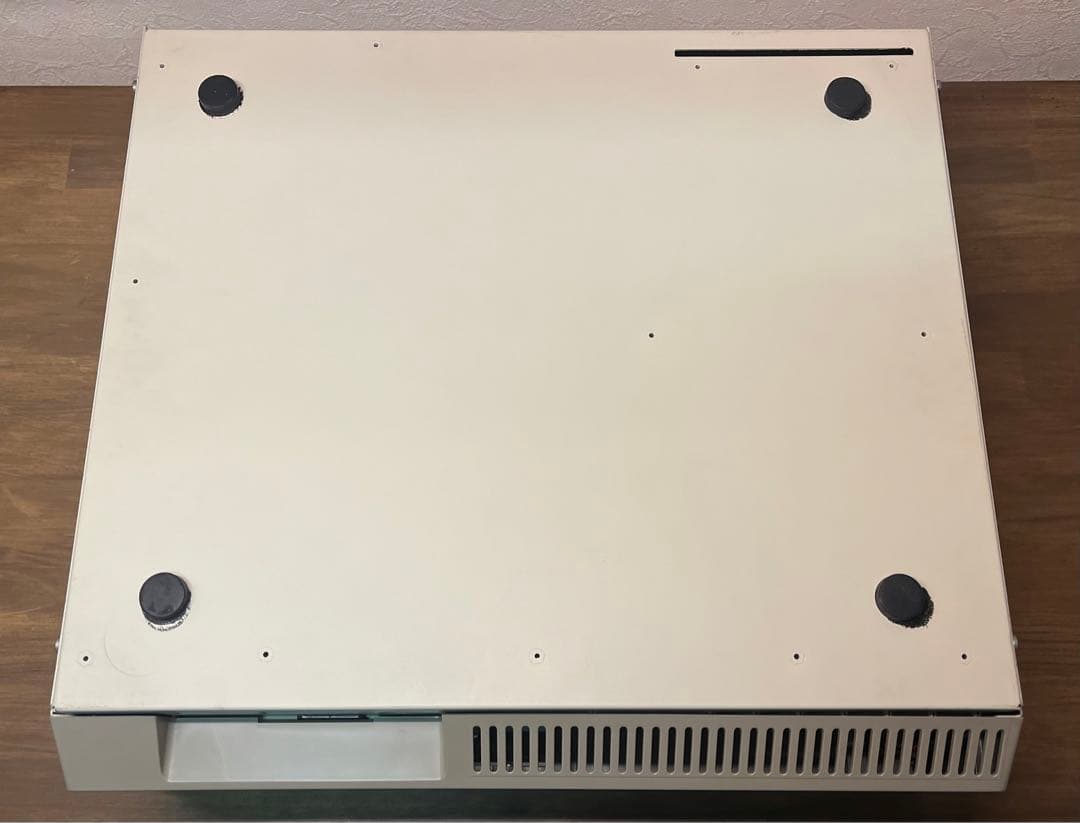 Amiga2000 コンピュータ　本体のみ