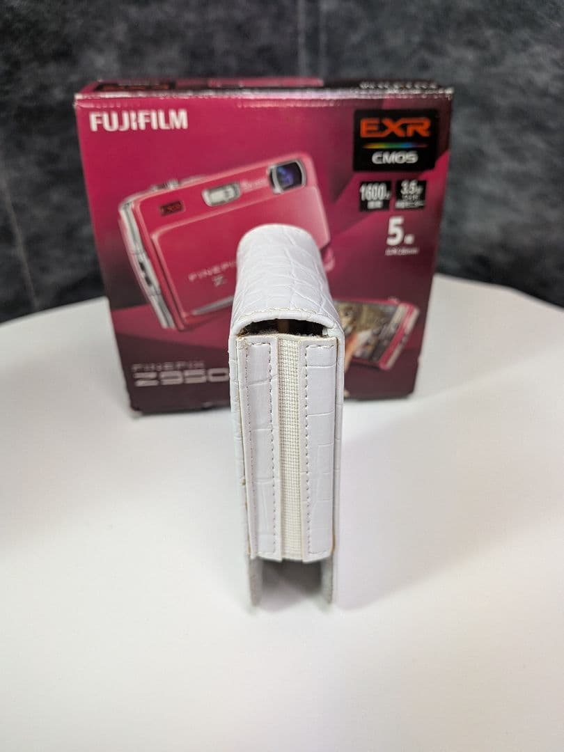 【極美品】FUJIFILM FINEPIX Z950EXR ピンクゴールド