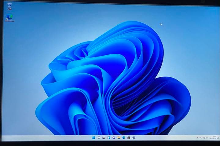 フロンティアパソコン. i3 9100f Windows11 PRO