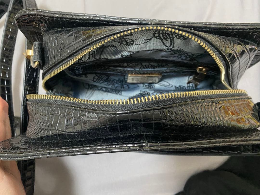 ヴィヴィアンウエストウッド ショルダーバッグ