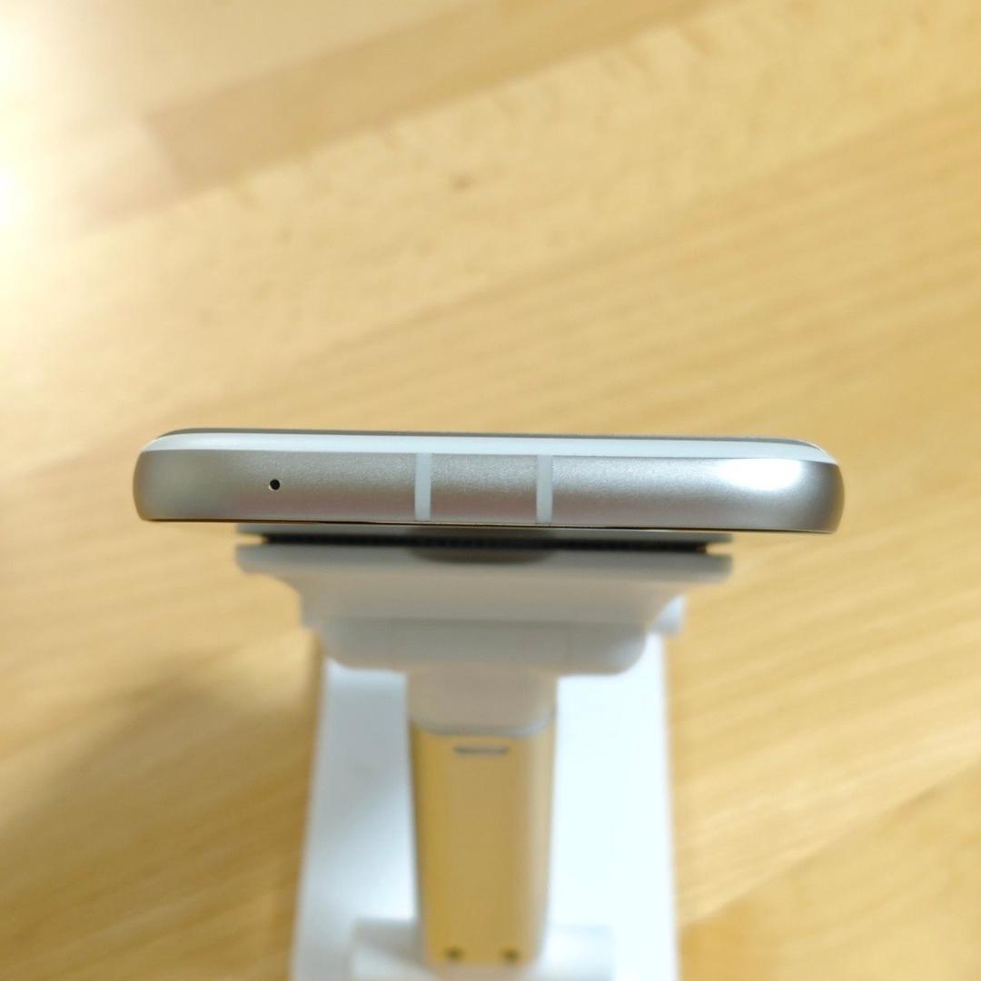 美品 Google Pixel 8a 128GB Porcelain