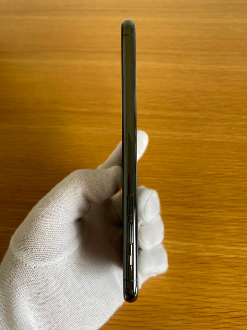 iPhone 11 Pro Max 新品ケース付　iPhone本体　電池100%