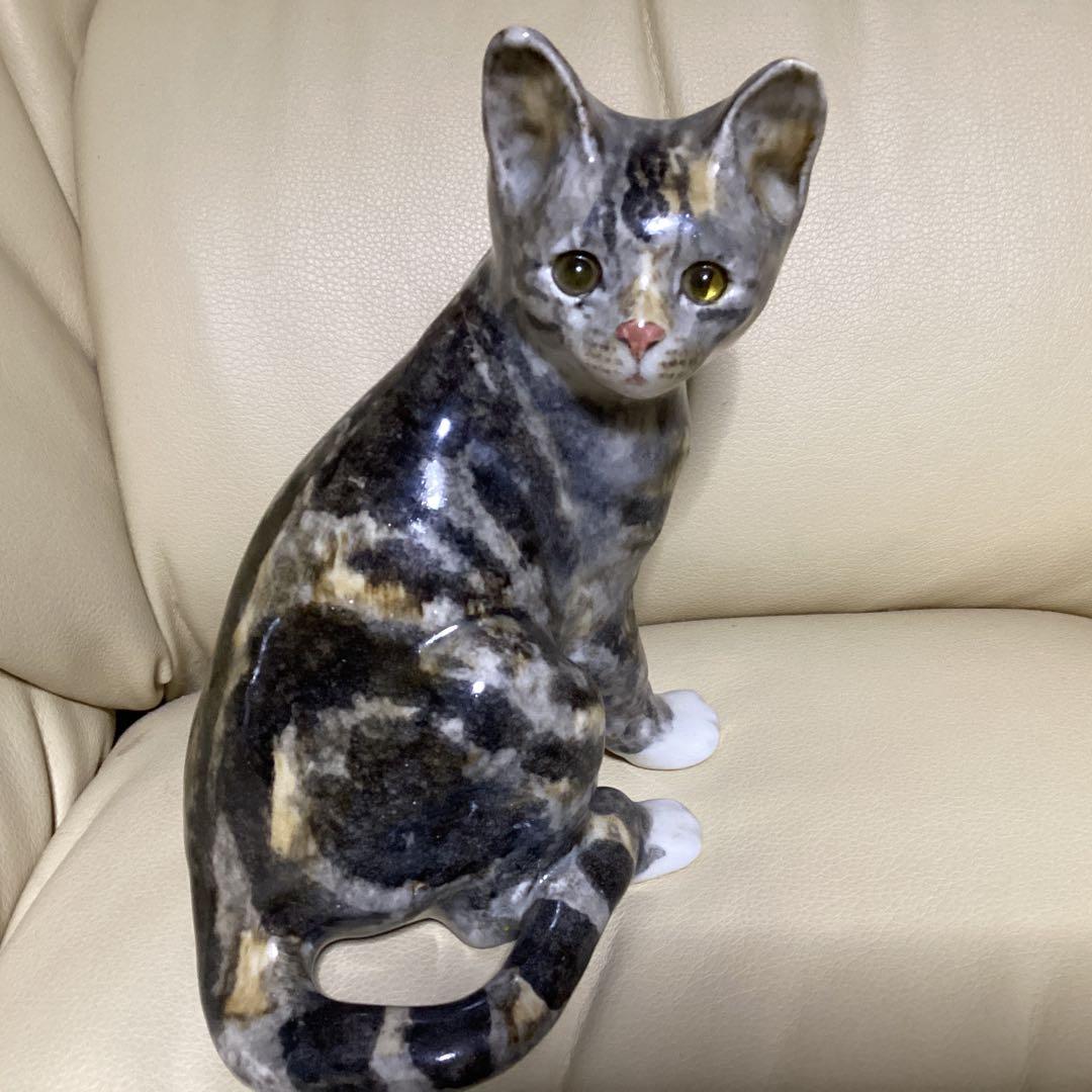 グレーと茶色の模様 が美しい約20cm ケンジントンキャット 小顔でつぶらな瞳