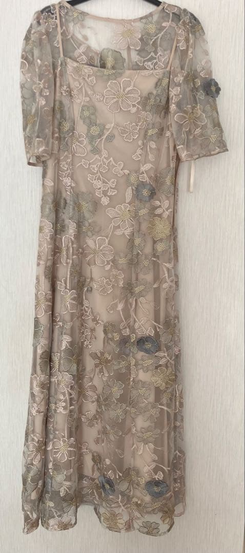 オケージョンワンピース　刺繍デザイン キャミ、ボレロ2点セットパーティードレス