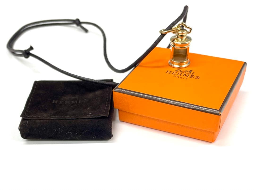 正規品HERMESランタンチャーム ネックレストップ