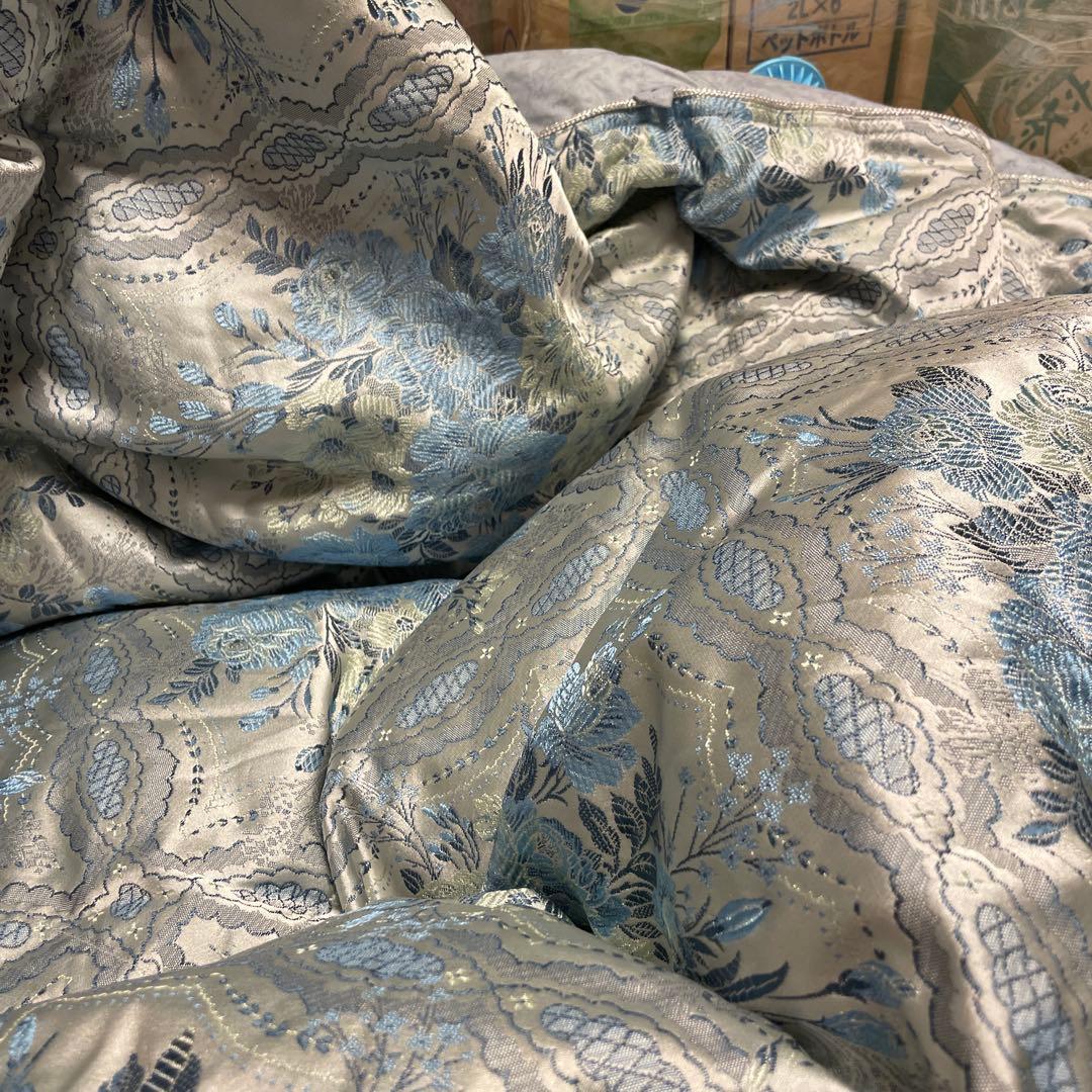 青と銀の花柄 掛け布団