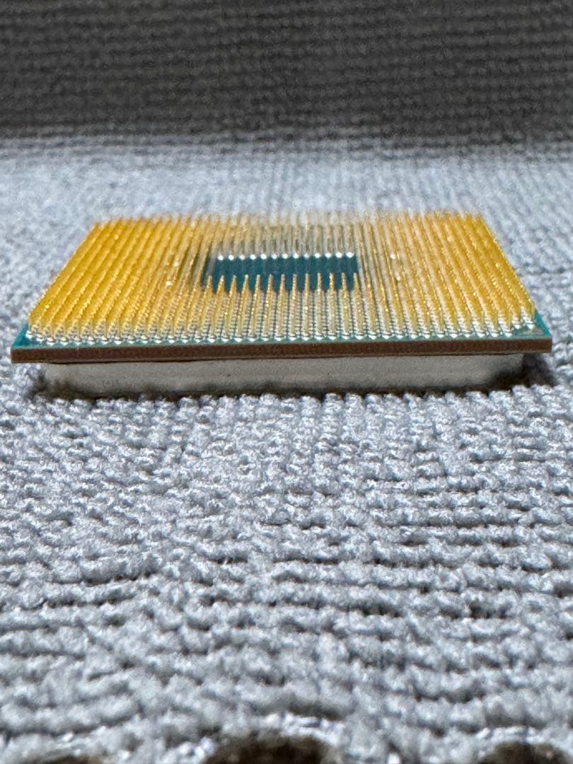 AMD Ryzen 5 5600X CPU 本体