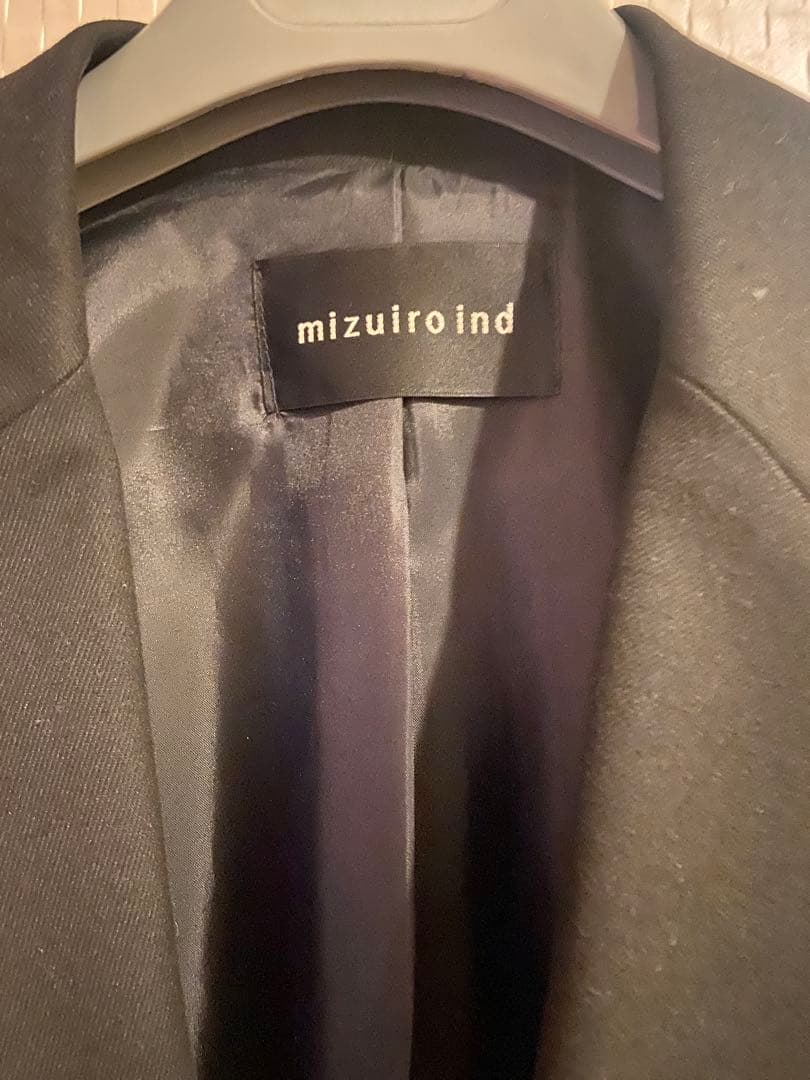 ちょこ　ブラック テーラードジャケット　mizuiroind