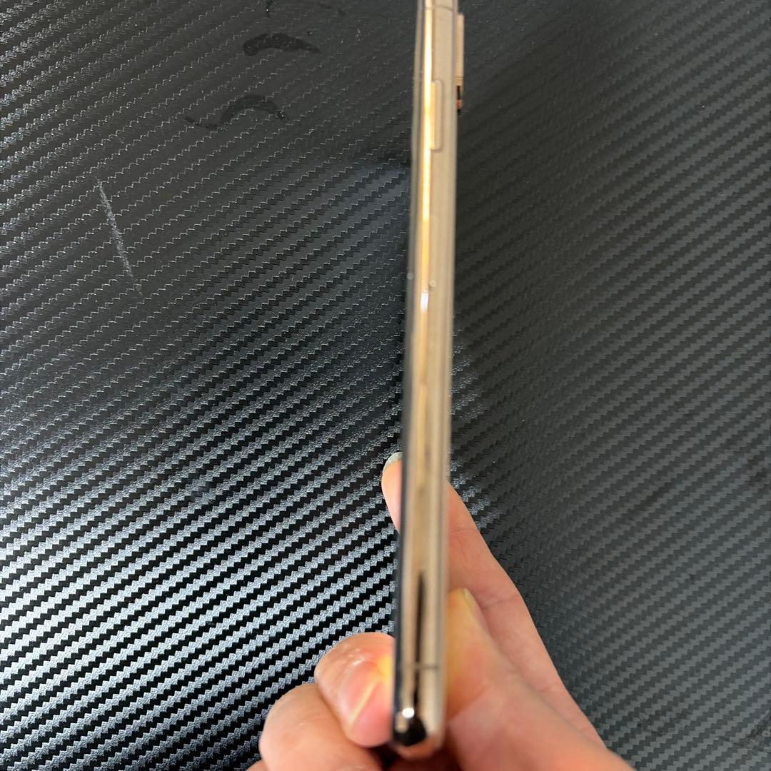 iPhone XSMAX 64GB simフリー