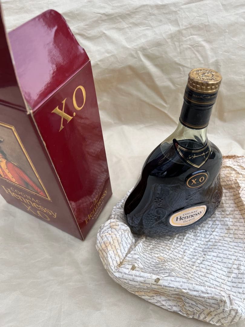 ヘネシー xo金キャップ、ブランデー、箱付き、古酒★未開栓★