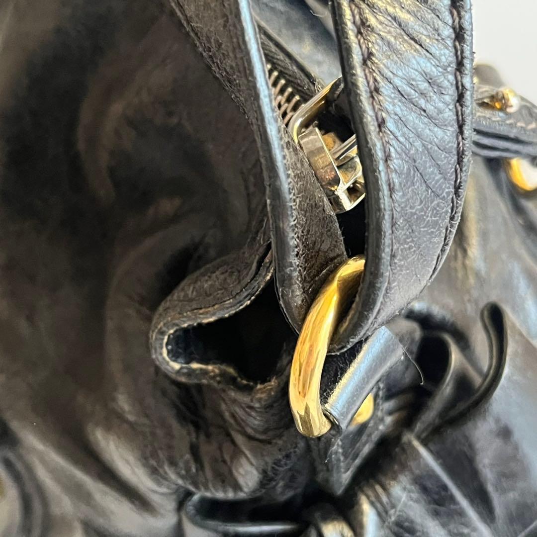 MIUMIU ミュウミュウ　ハンドバッグ　レザー　ブラック　黒