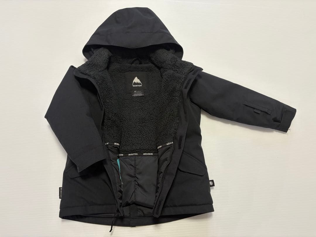 BURTONキッズスノーボードウェア